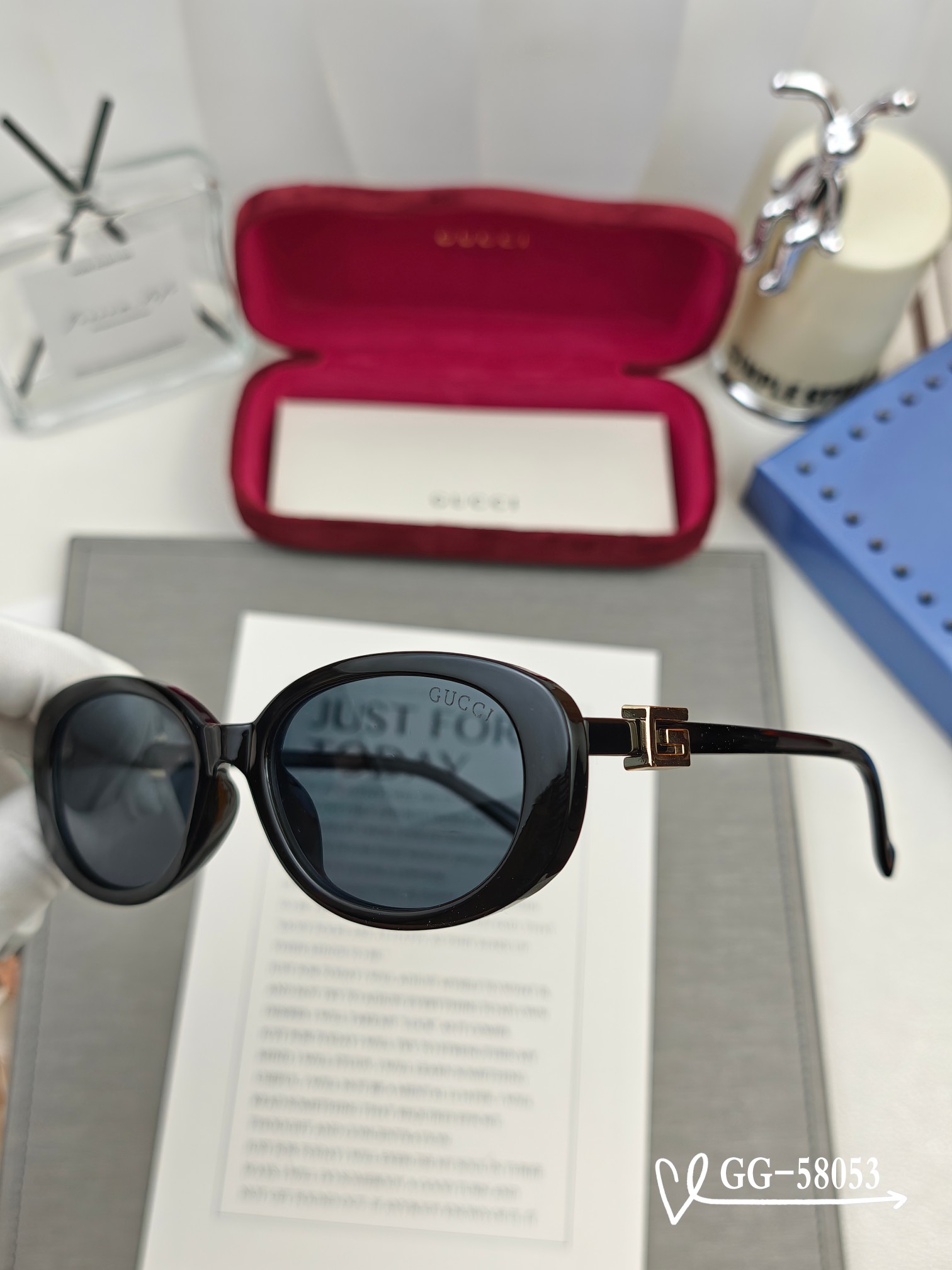   👓.【意大利古奇-GUCCI】
         🕶.【宝丽来树脂高清镜片】
         ⭐️