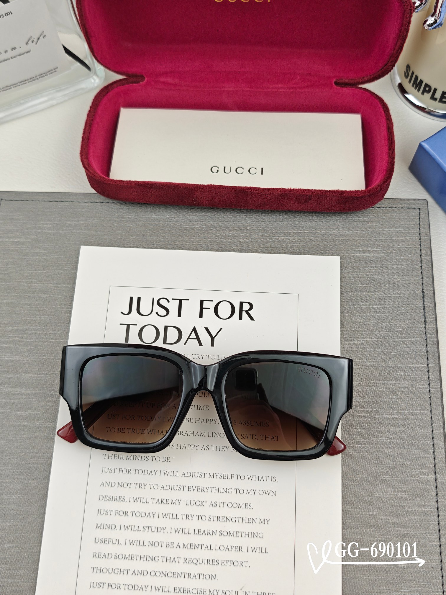  👓.【意大利古奇-GUCCI】
         🕶.【宝丽来树脂高清镜片】
         ⭐️