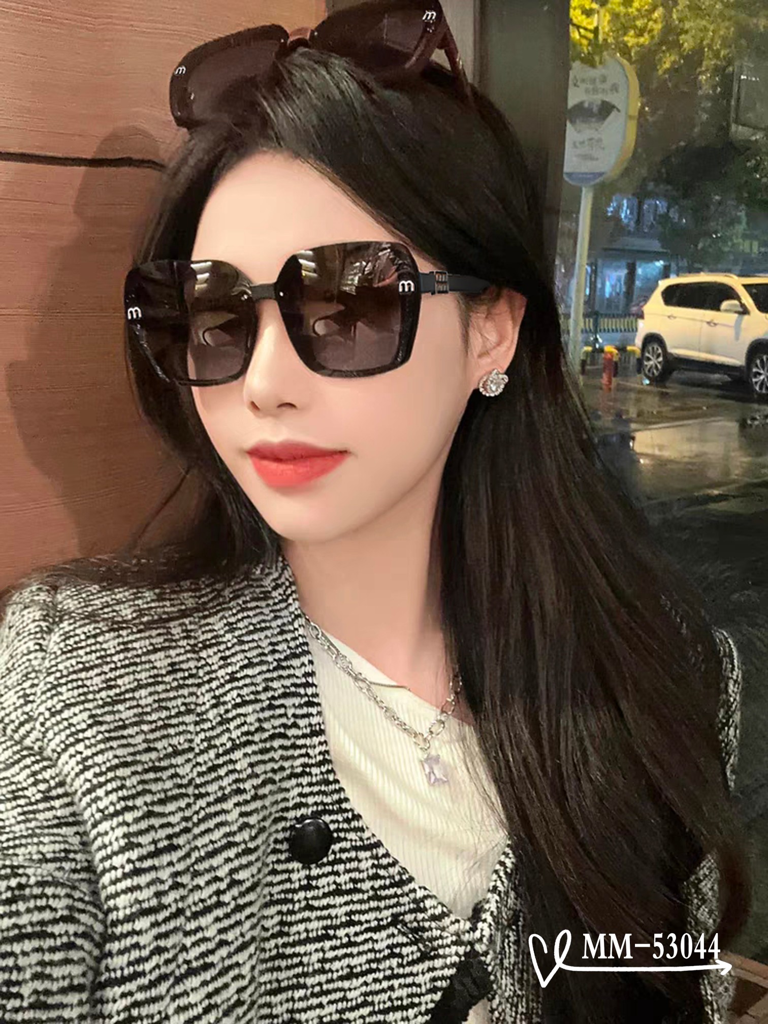   👓.【意大利谬谬-miumiu】
         🕶.【宝丽来树脂偏光镜片】
         ⭐