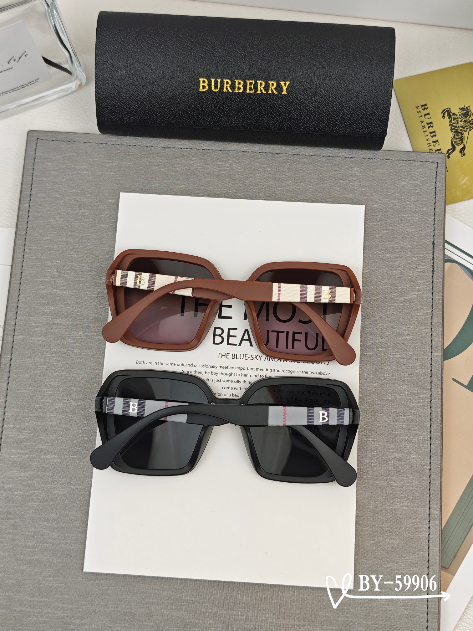   👓.【Burberry-巴宝莉】
         🕶.【宝丽来树脂偏光镜片】
         ⭐