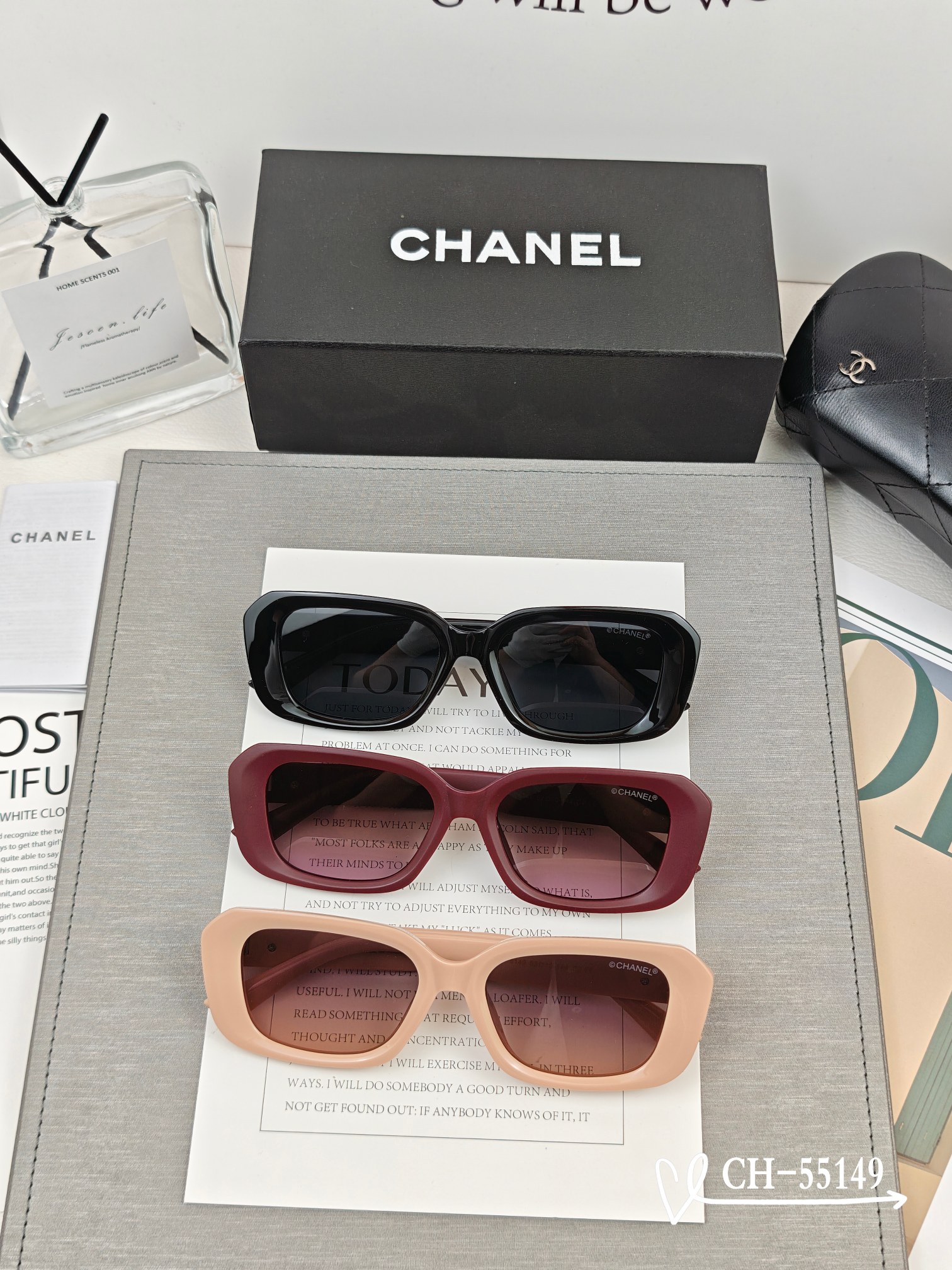   👓.【法国香奈儿-CHANEL】
         🕶.【宝丽来树脂高清镜片】
         ⭐