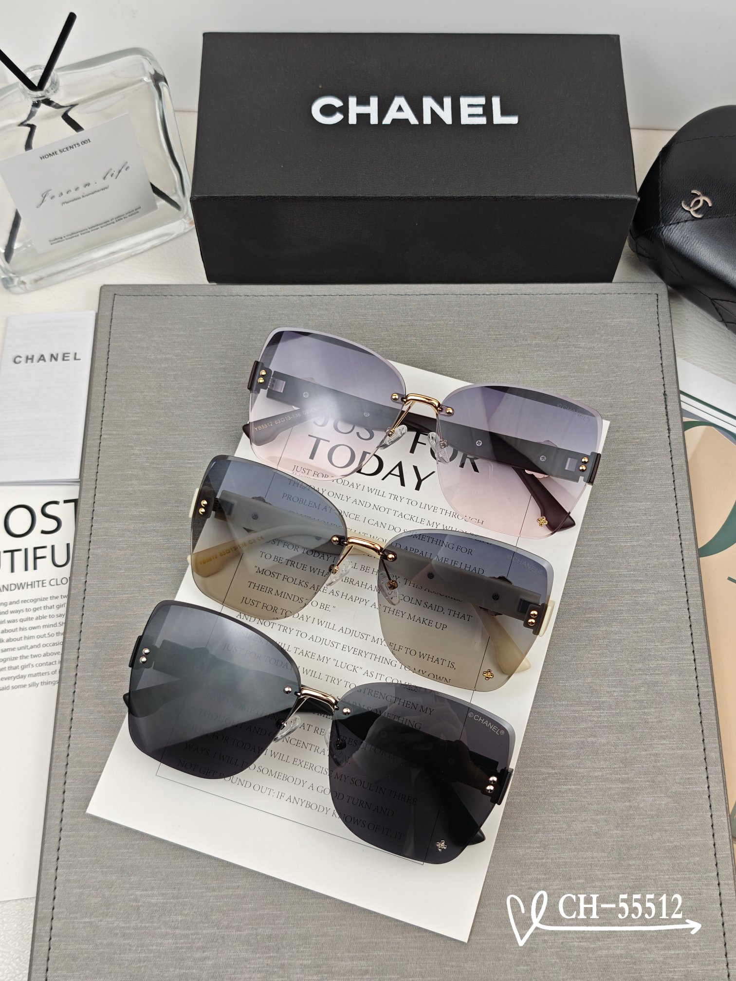   👓.【法国香奈儿-CHANEL】
         🕶.【宝丽来树脂高清镜片】
         ⭐