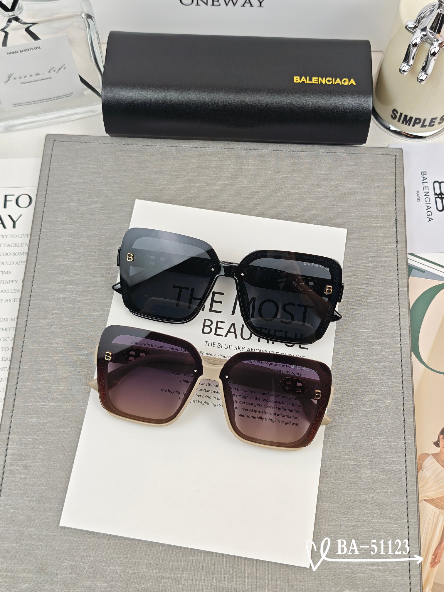   👓.【巴黎世家-Balenciaga】
         🕶.【宝丽来树脂镜片】
         