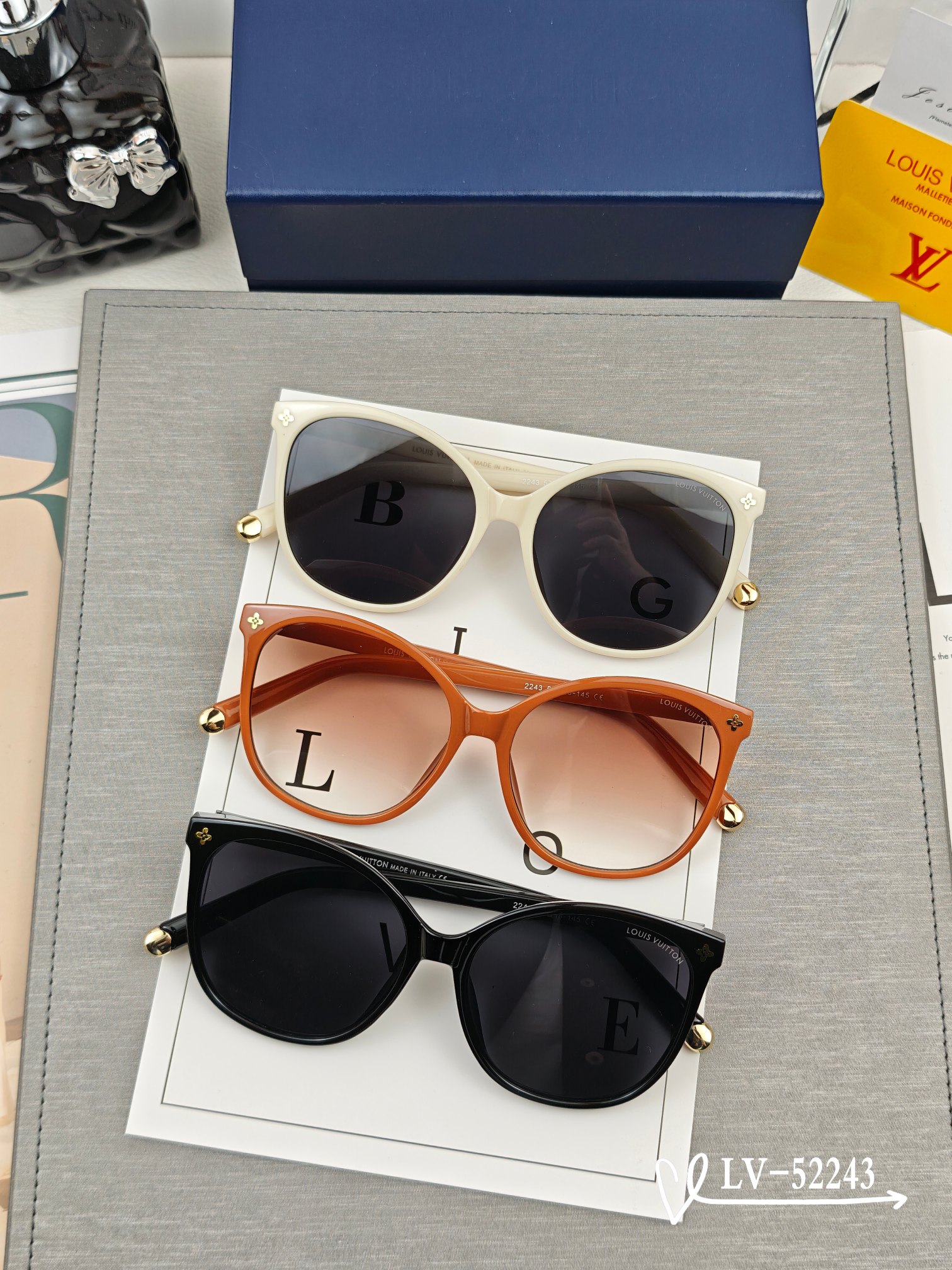   👓.【路易威登-LV】
         🕶.【宝丽来树脂镜片】
         ⭐️.【TR镜架