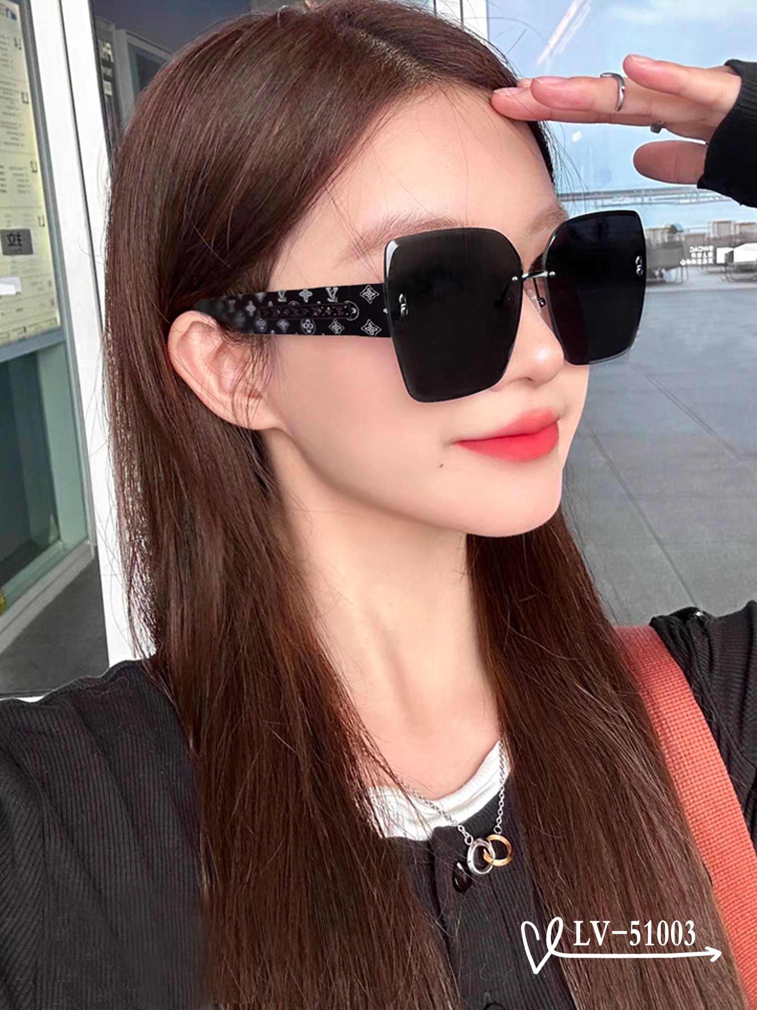   👓.【路易威登-LV】
         🕶.【宝丽来树脂镜片】
         ⭐️.【TR镜架