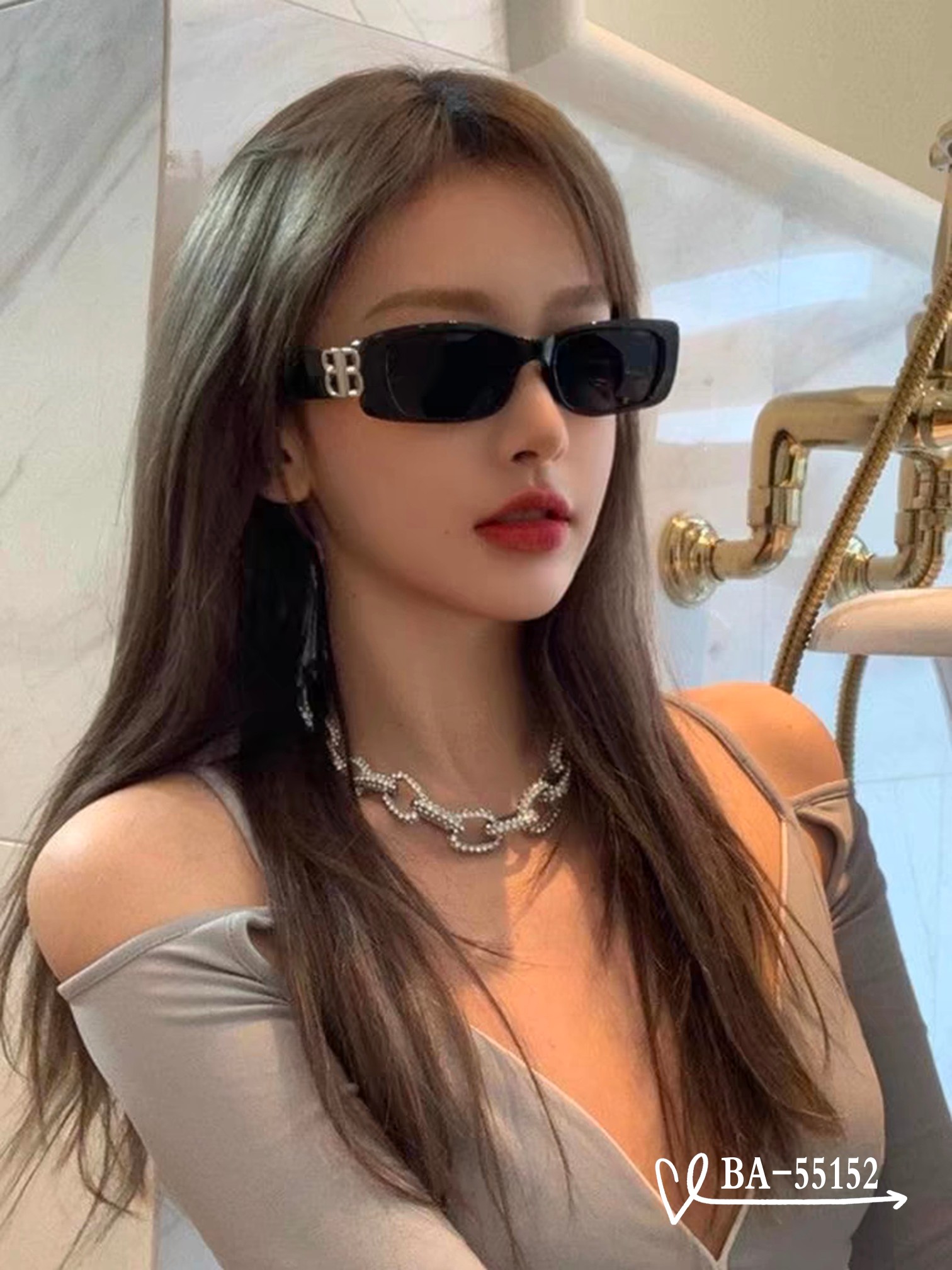   👓.【巴黎世家-Balenciaga】
         🕶.【宝丽来树脂镜片】
         