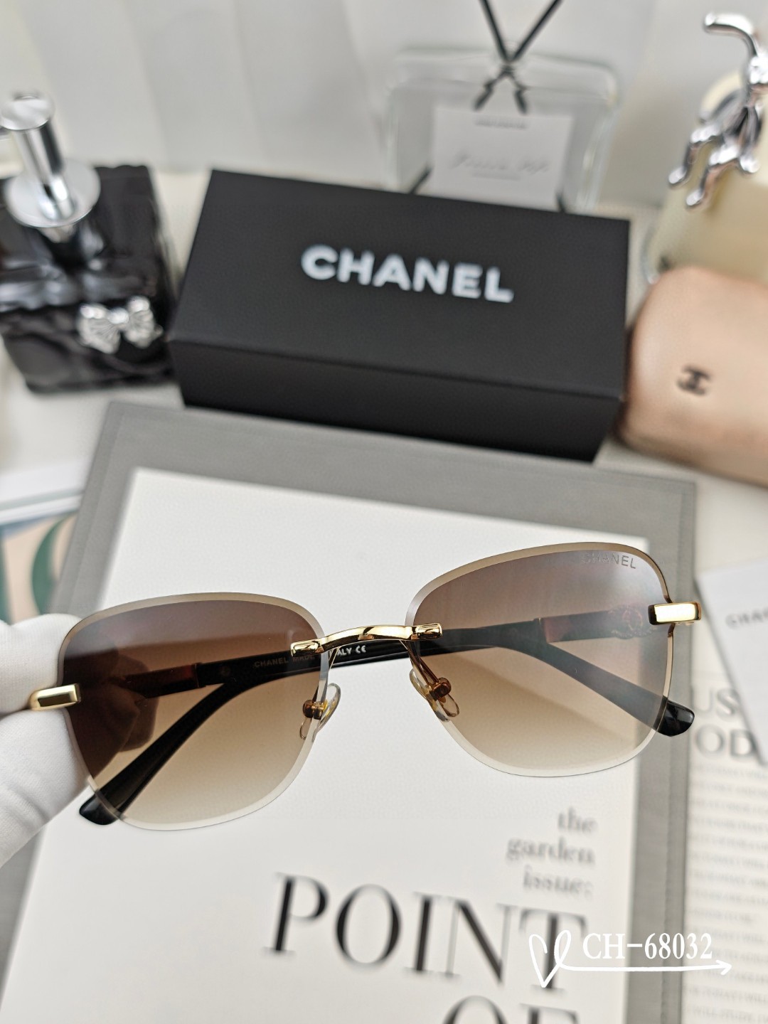   👓.【法国香奈儿-CHANEL】
         🕶.【宝丽来树脂高清镜片】
         ⭐