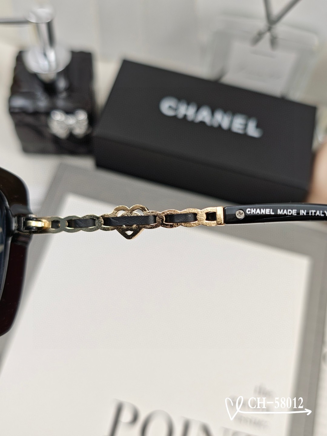  👓.【法国香奈儿-CHANEL】
         🕶.【宝丽来树脂高清镜片】
         ⭐