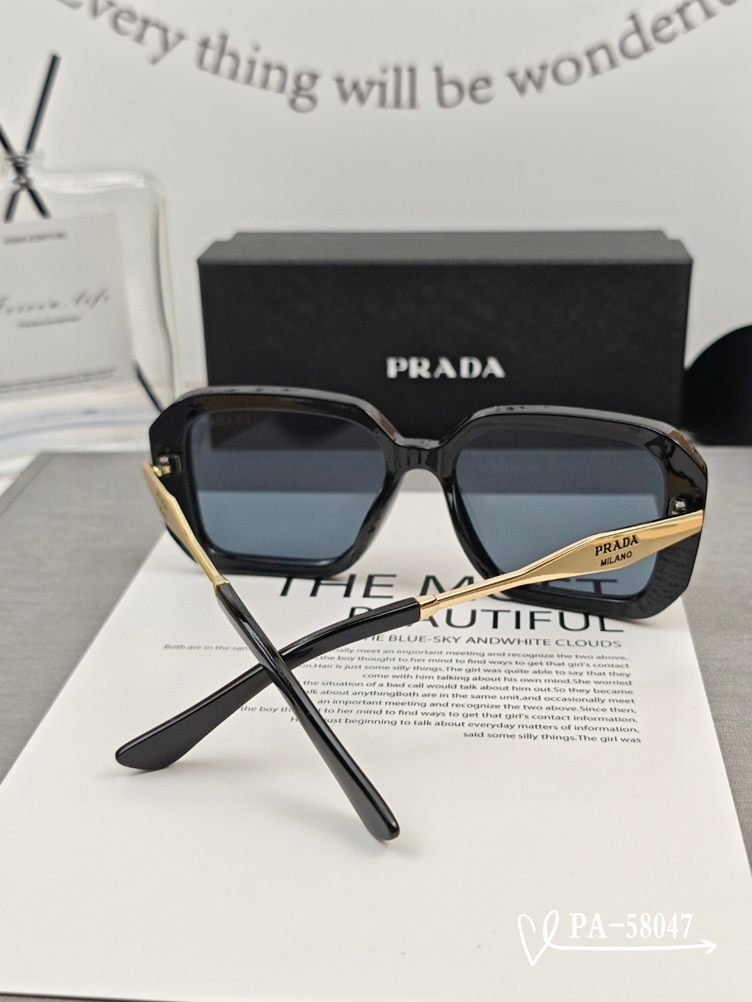   👓.【PRADA-普拉达】
         🕶.【宝丽来树脂镜片】
         ⭐️.【TR