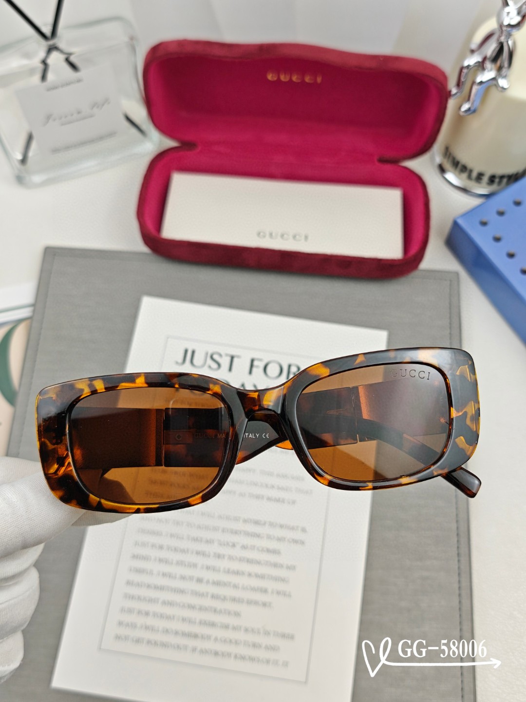   👓.【意大利古奇-GUCCI】
         🕶.【宝丽来树脂高清镜片】
         ⭐️