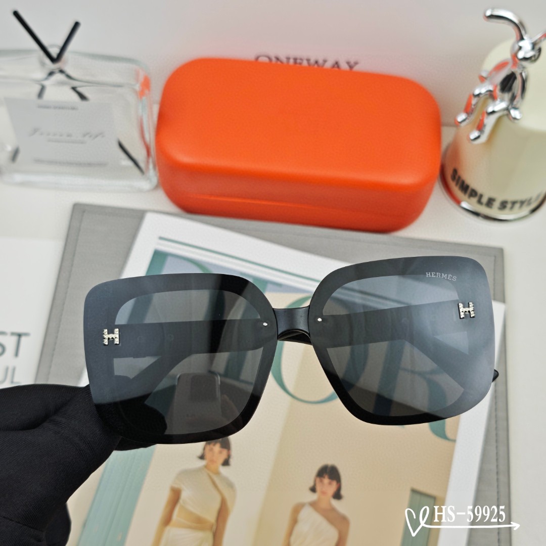    👓.【爱马仕-HERMES】
         🕶.【宝丽来树脂偏光镜片】
         ⭐️