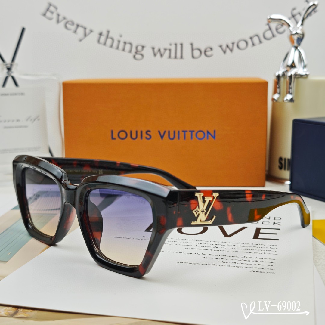   👓.【路易威登-LV】
         🕶.【宝丽来树脂镜片】
         ⭐️.【TR镜架