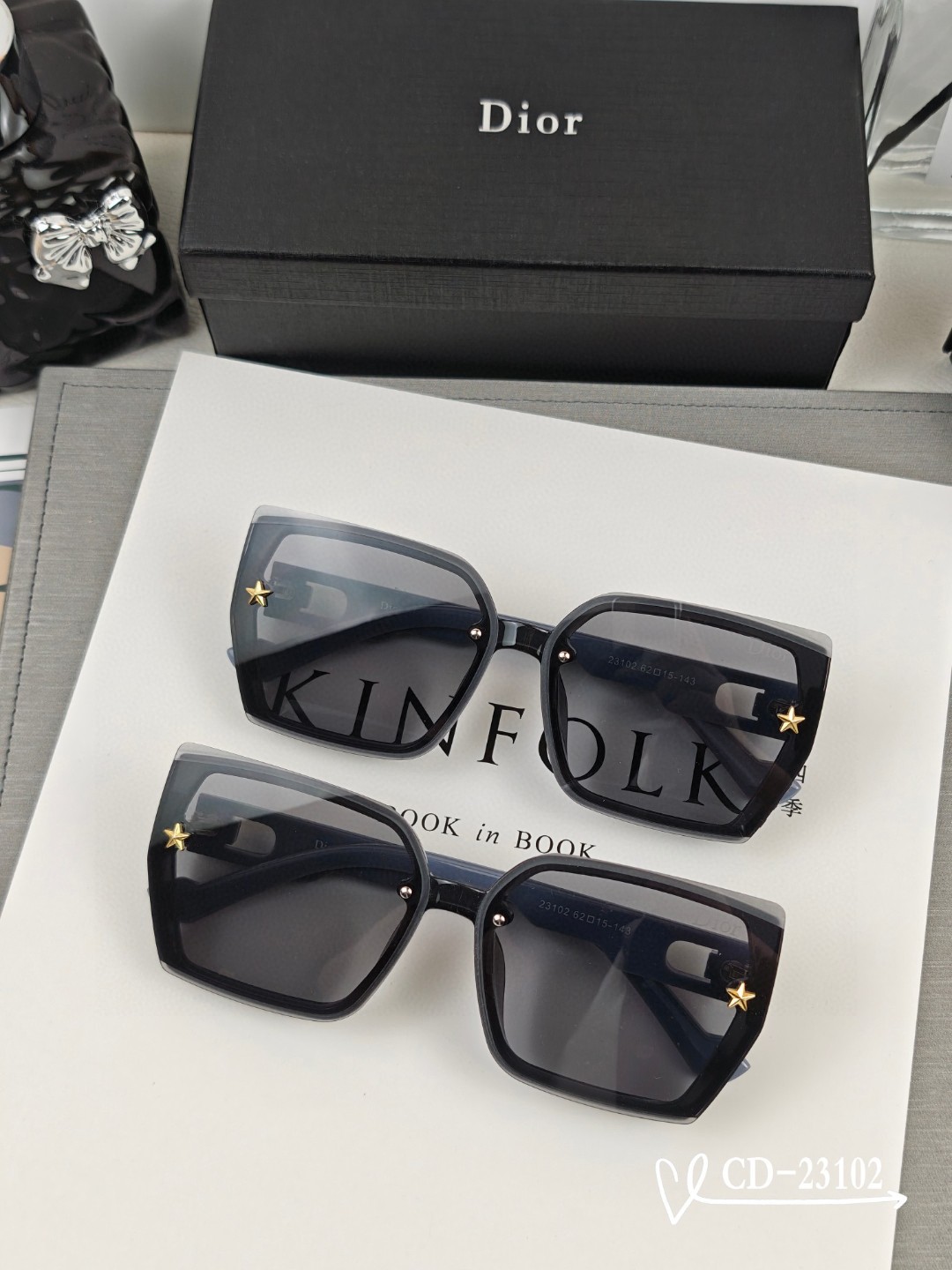    👓.【法国迪奥-DIOR】
         🕶️.【宝丽来树脂偏光镜片】
         ⭐️