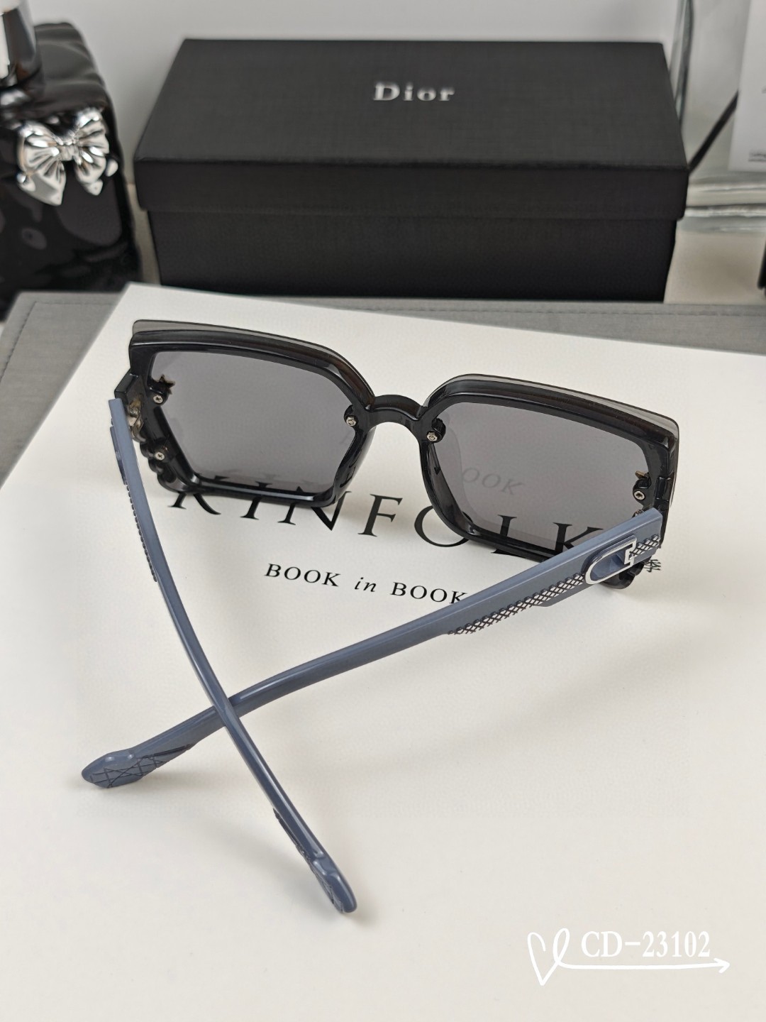    👓.【法国迪奥-DIOR】
         🕶️.【宝丽来树脂偏光镜片】
         ⭐️