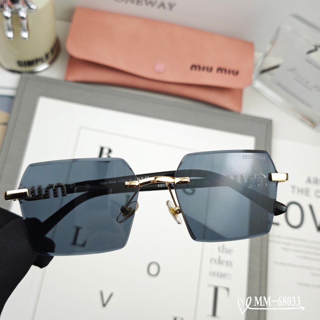   👓.【意大利谬谬-miumiu】
         🕶.【宝丽来树脂偏光镜片】
         ⭐