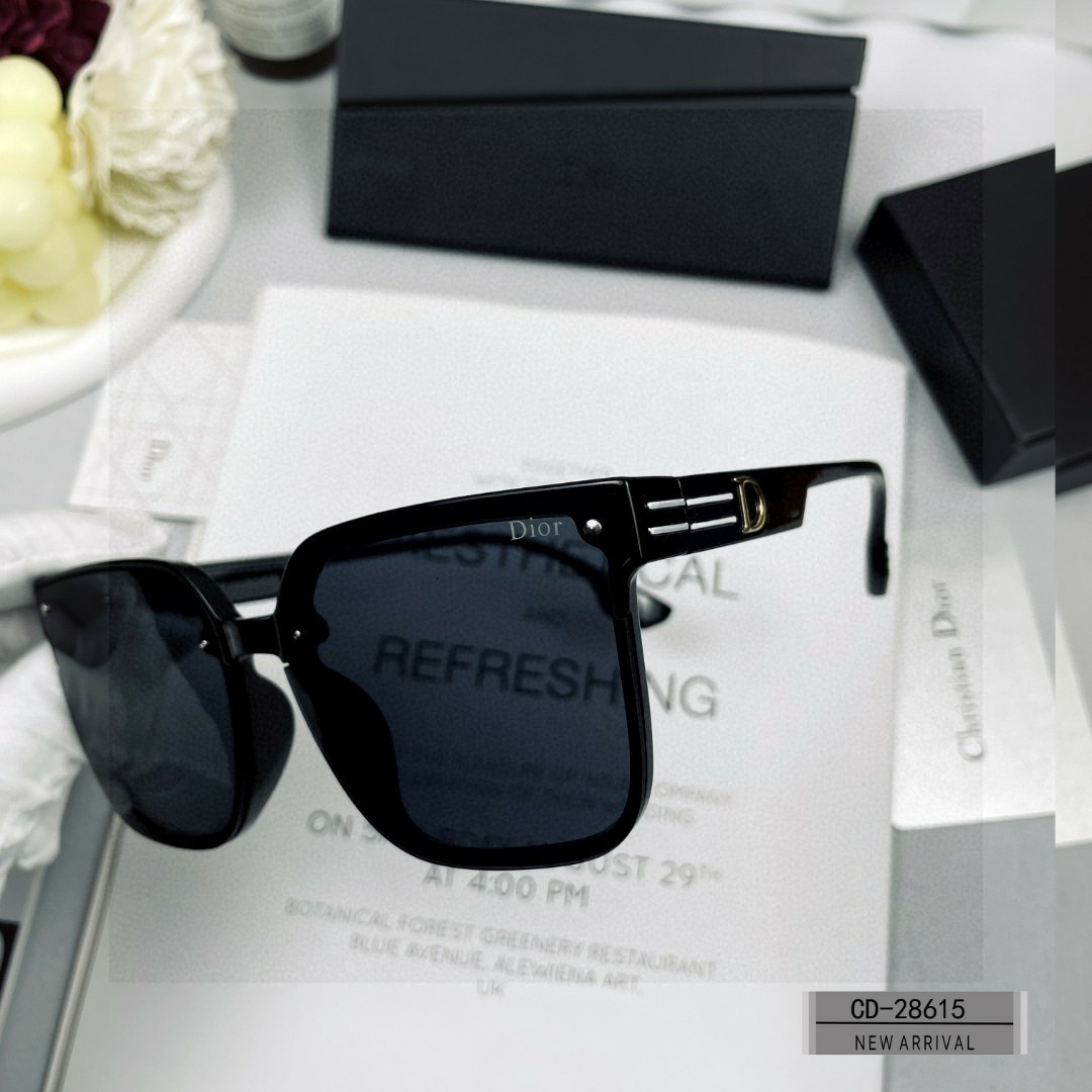   👓.【法国迪奥-DIOR】
         🕶️.【宝丽来树脂偏光镜片】
         ⭐️.