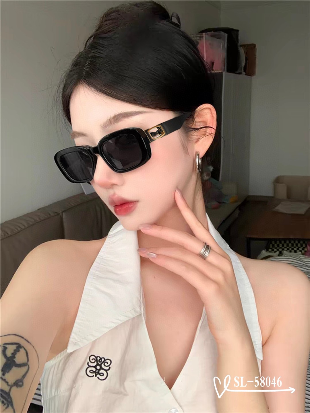   👓.【圣罗兰-ysl】
         🕶.【宝丽来树脂高清镜片】
         ⭐️ .【T