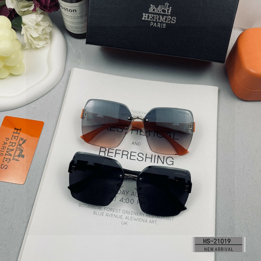    👓.【爱马仕-HERMES】
         🕶.【宝丽来树脂偏光镜片】
         ⭐️