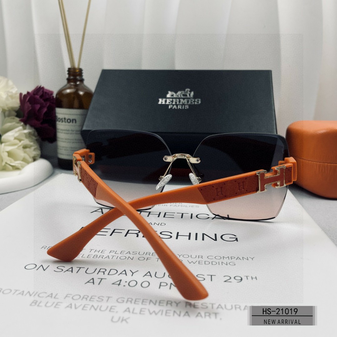    👓.【爱马仕-HERMES】
         🕶.【宝丽来树脂偏光镜片】
         ⭐️