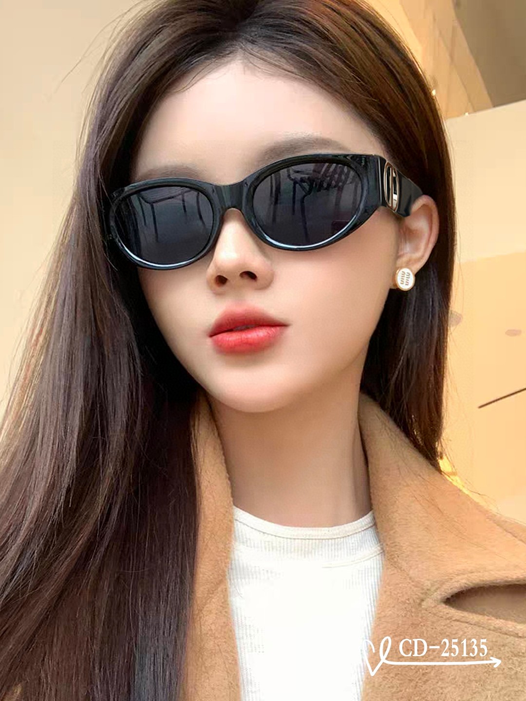    👓.【法国迪奥-DIOR】
         🕶️.【宝丽来树脂偏光镜片】
         ⭐️