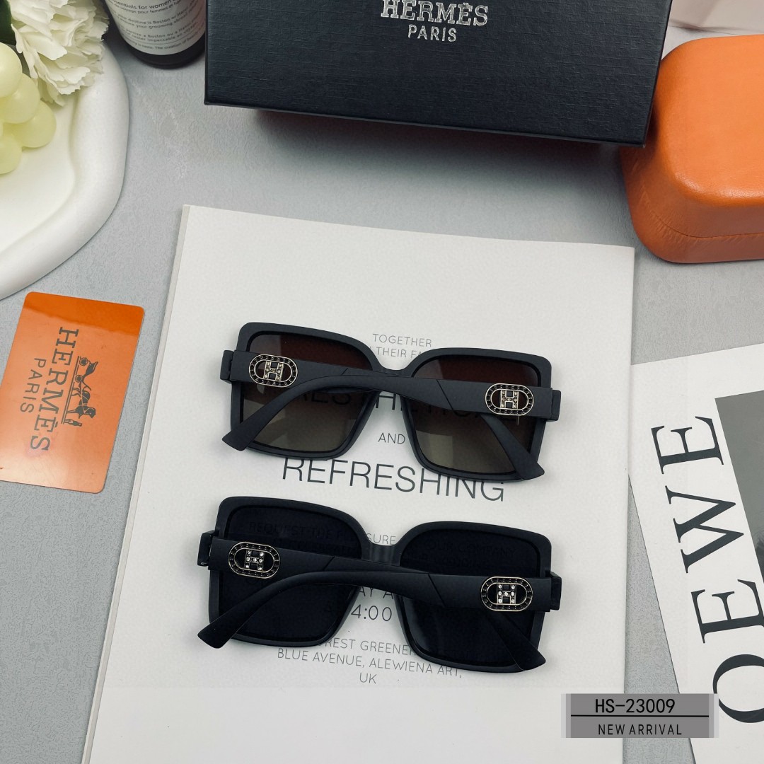   👓.【爱马仕-HERMES】
         🕶.【宝丽来树脂偏光镜片】
         ⭐️