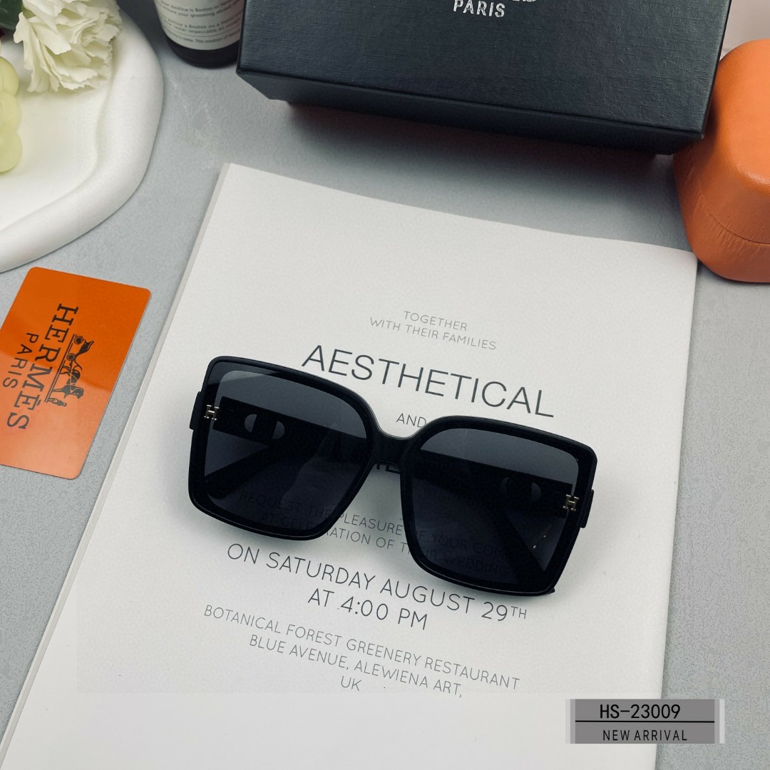    👓.【爱马仕-HERMES】
         🕶.【宝丽来树脂偏光镜片】
         ⭐️