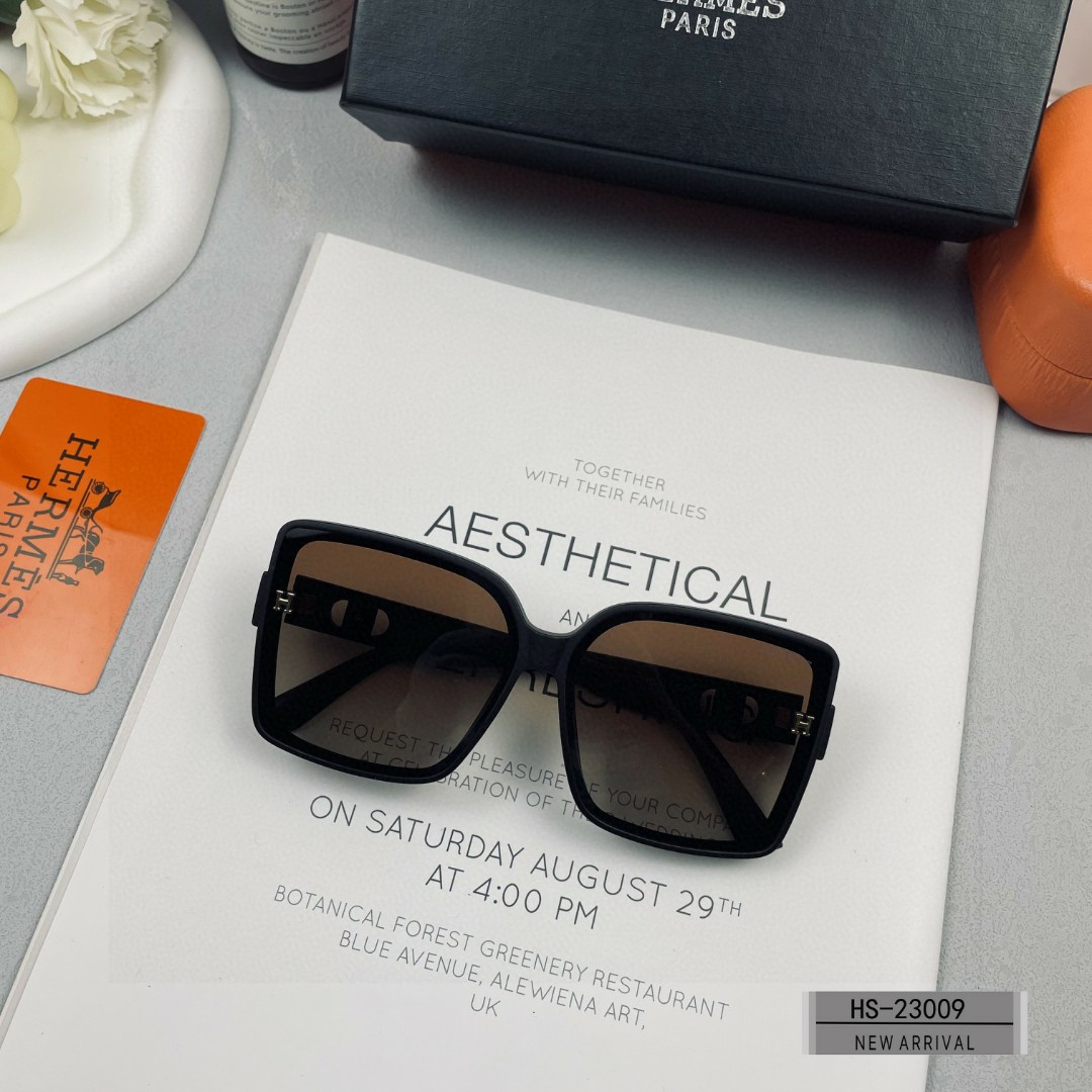    👓.【爱马仕-HERMES】
         🕶.【宝丽来树脂偏光镜片】
         ⭐️