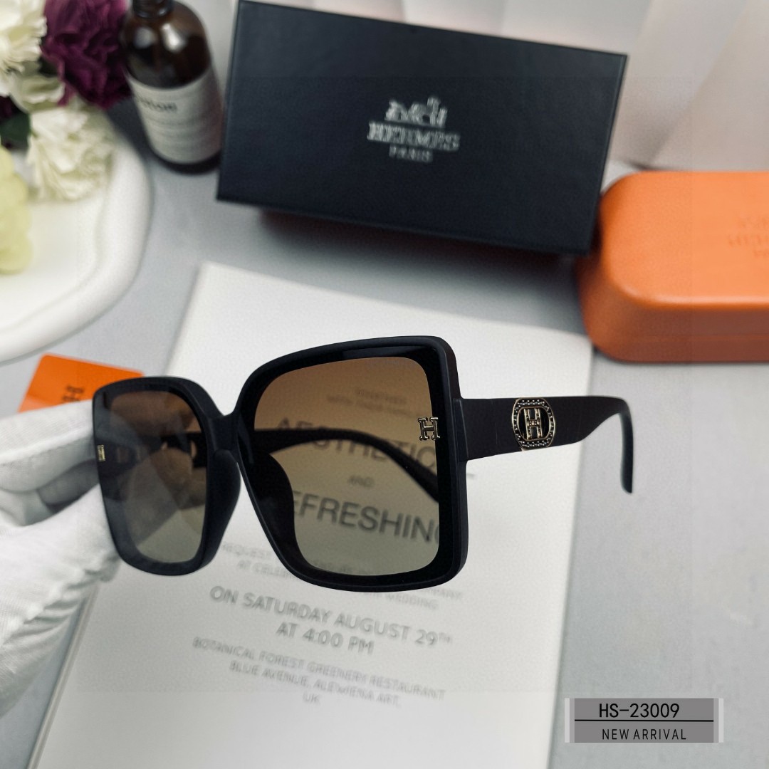    👓.【爱马仕-HERMES】
         🕶.【宝丽来树脂偏光镜片】
         ⭐️