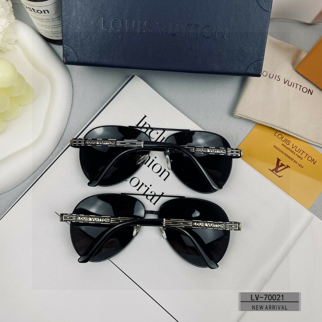    👓.【法国路易威登-LV】
         🕶.【宝丽来树脂偏光镜片】
         ⭐️ 