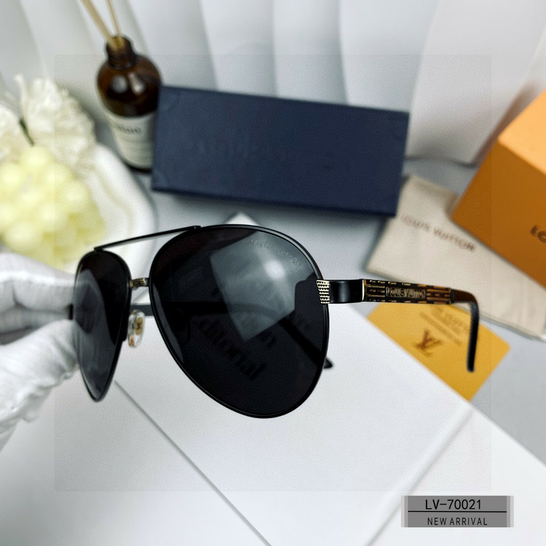    👓.【法国路易威登-LV】
         🕶.【宝丽来树脂偏光镜片】
         ⭐️ 