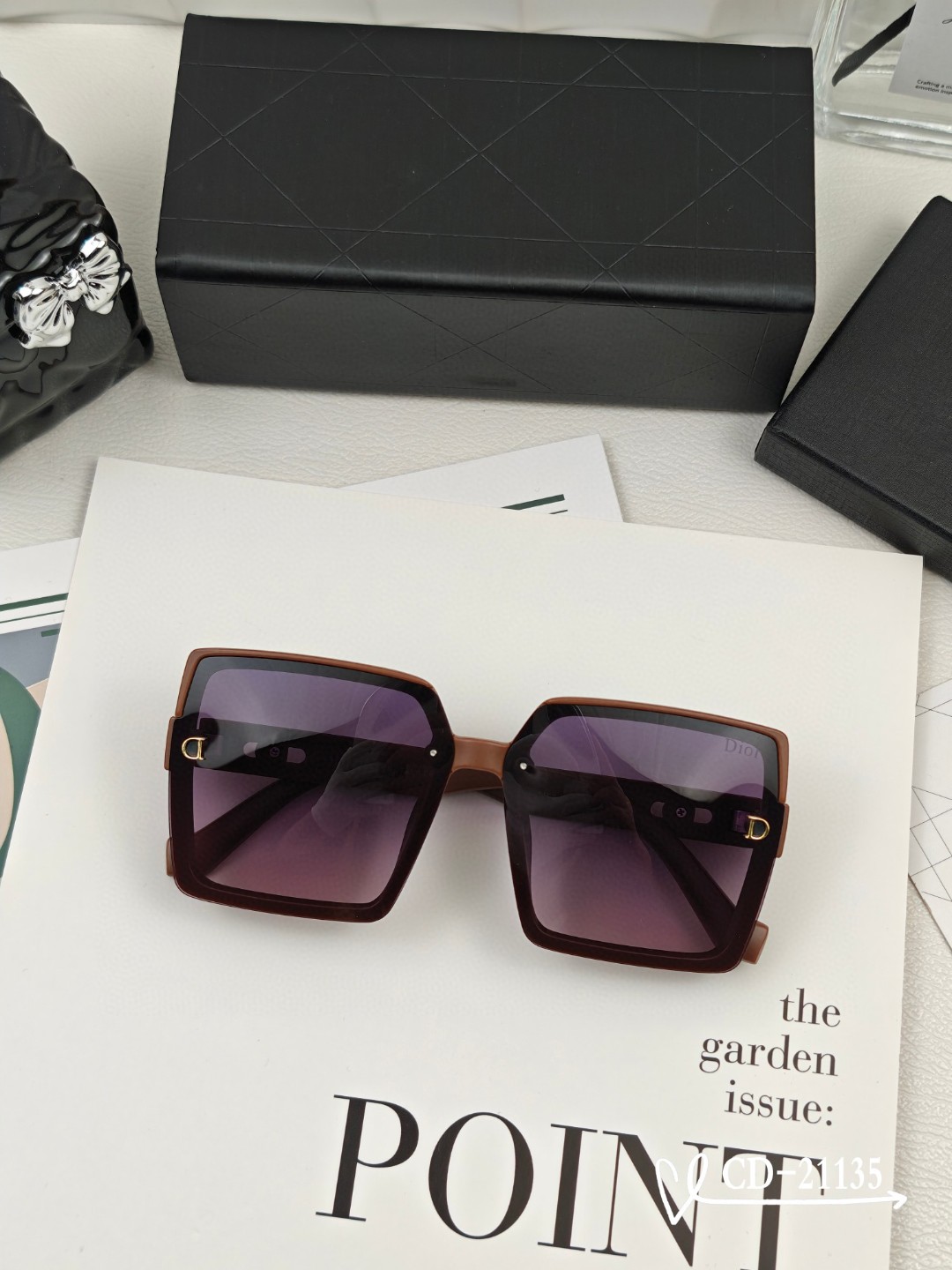    👓.【法国迪奥-DIOR】
         🕶️.【宝丽来树脂偏光镜片】
         ⭐️