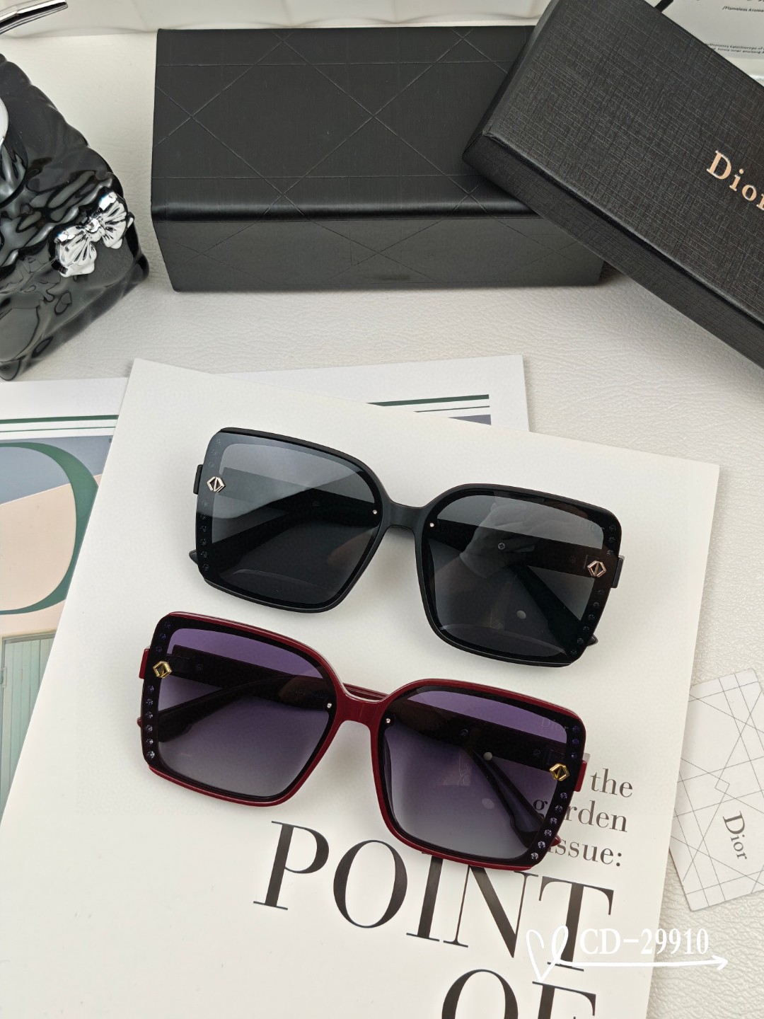    👓.【法国迪奥-DIOR】
         🕶️.【宝丽来树脂偏光镜片】
         ⭐️