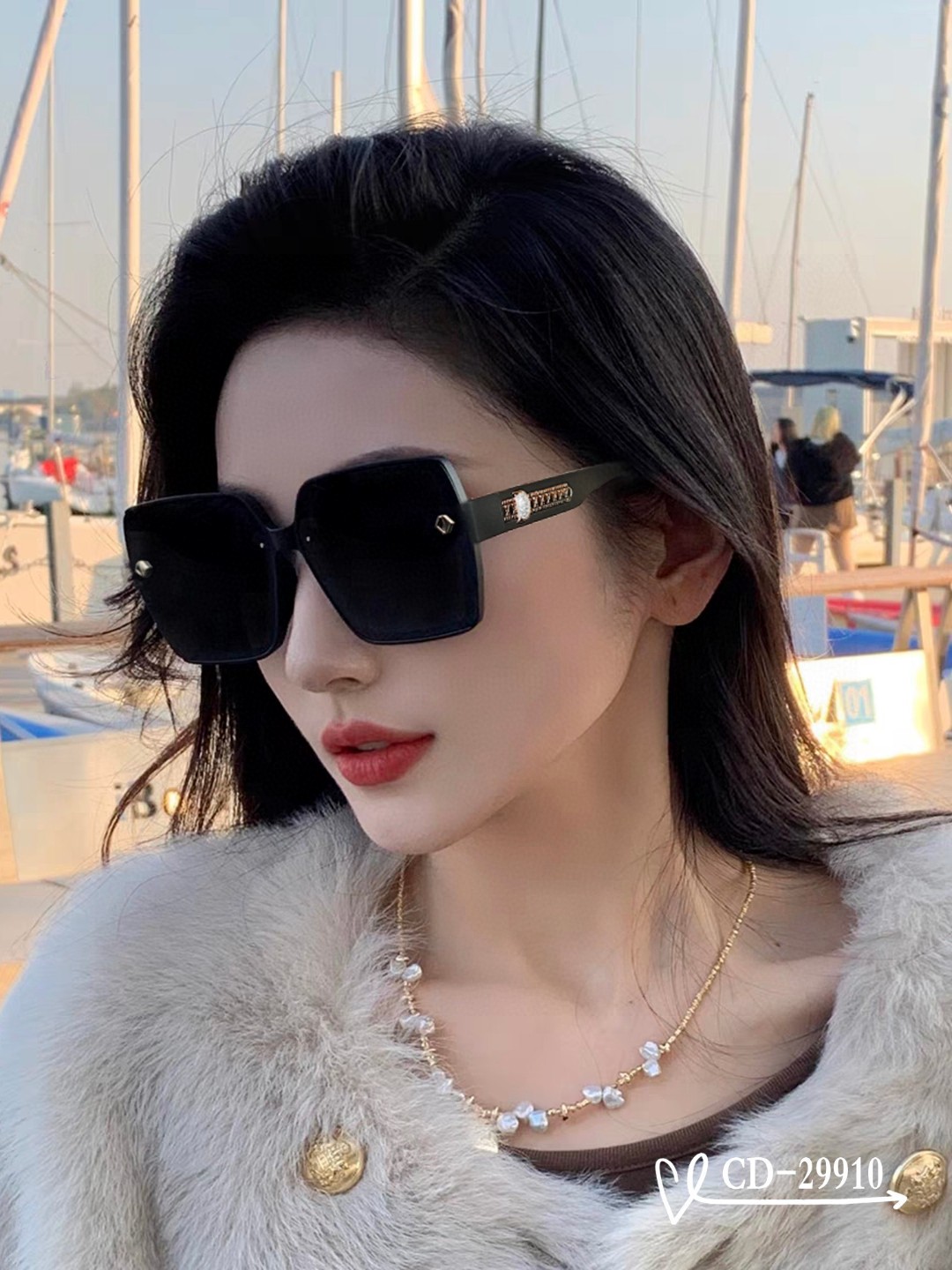    👓.【法国迪奥-DIOR】
         🕶️.【宝丽来树脂偏光镜片】
         ⭐️