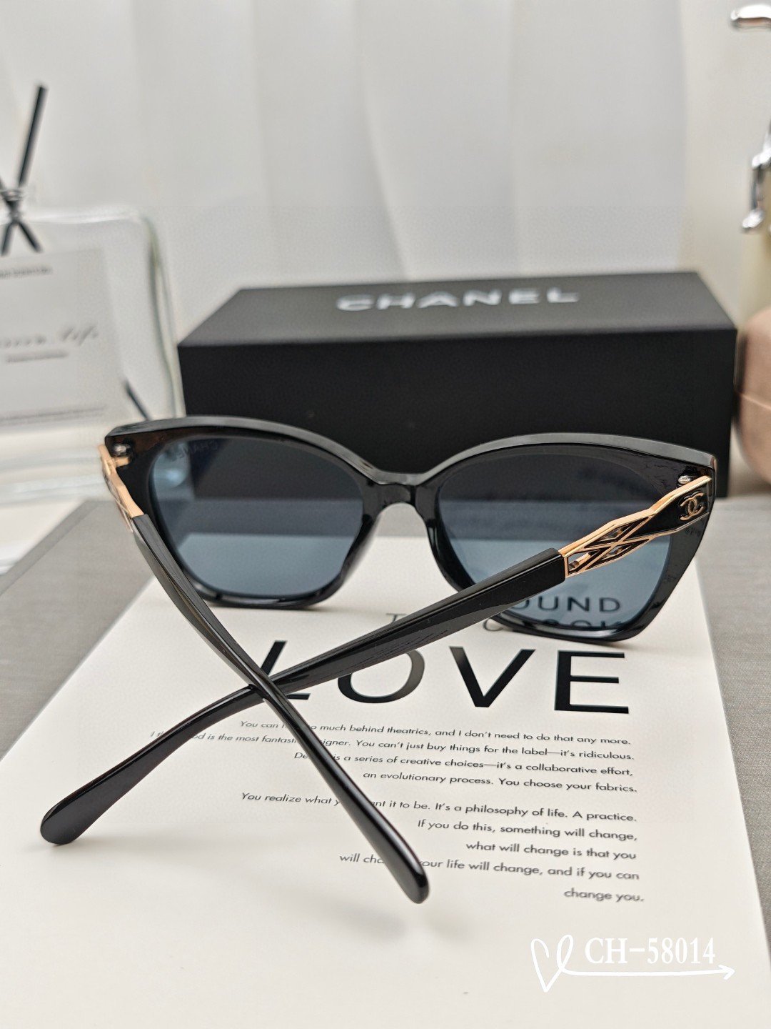   👓.【法国香奈儿-CHANEL】
         🕶.【宝丽来树脂高清镜片】
         ⭐