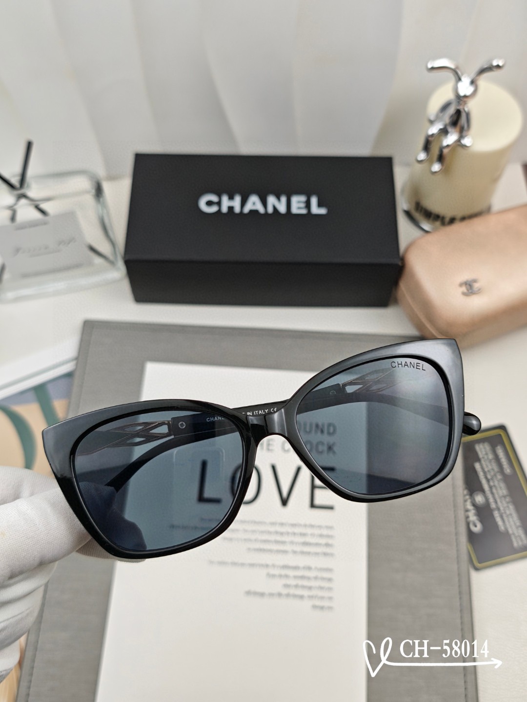   👓.【法国香奈儿-CHANEL】
         🕶.【宝丽来树脂高清镜片】
         ⭐