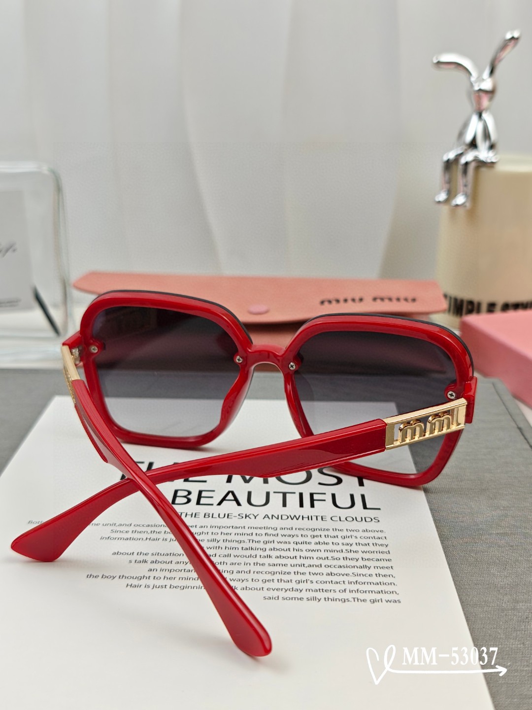   👓.【意大利谬谬-miumiu】
         🕶.【宝丽来树脂偏光镜片】
         ⭐