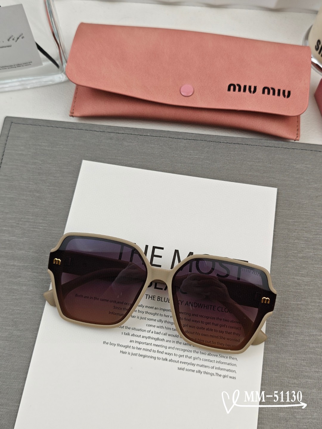   👓.【意大利谬谬-miumiu】
         🕶.【宝丽来树脂偏光镜片】
         ⭐