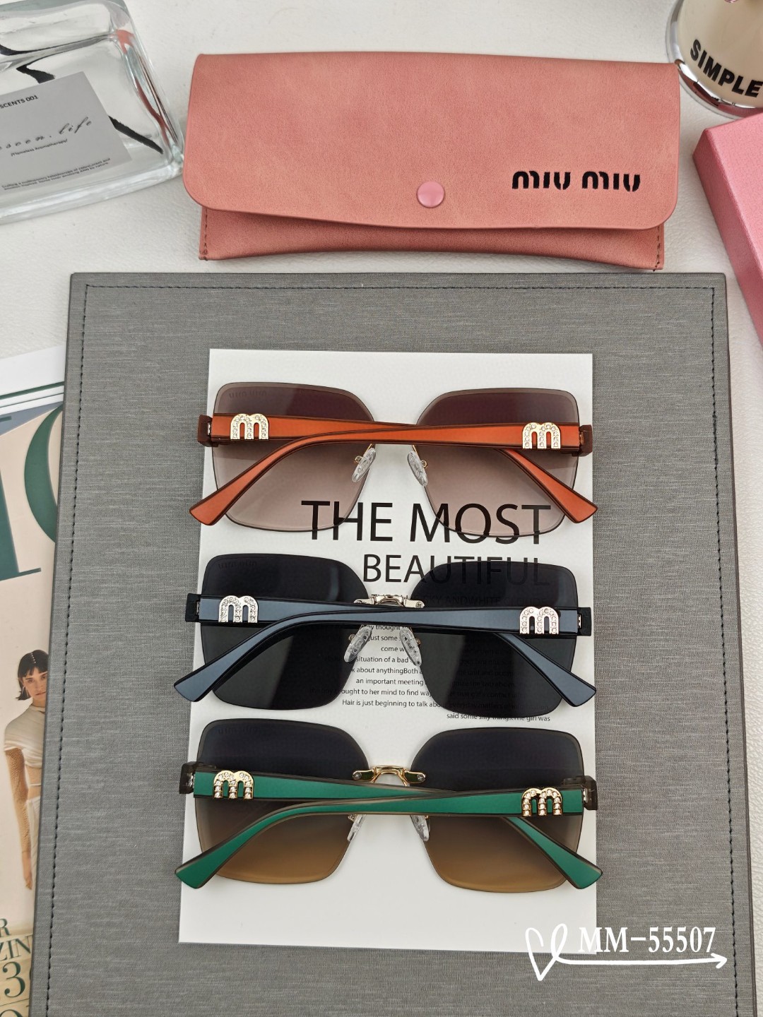   👓.【意大利谬谬-miumiu】
         🕶.【宝丽来树脂偏光镜片】
         ⭐