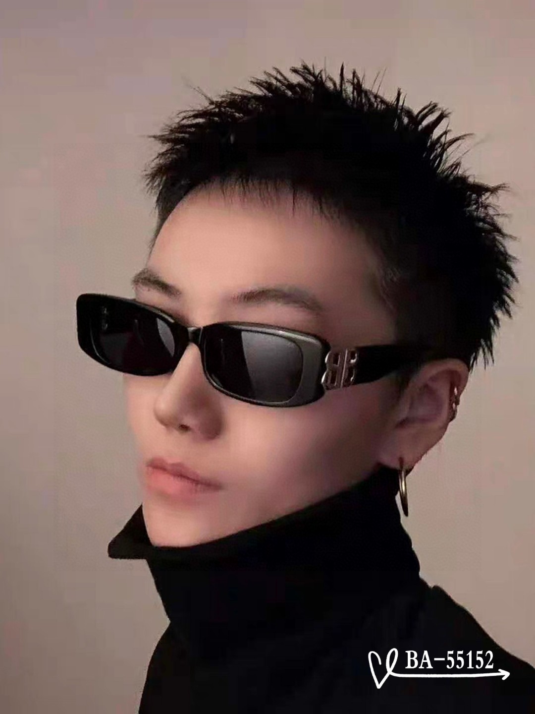   👓.【巴黎世家-Balenciaga】
         🕶.【宝丽来树脂镜片】
         