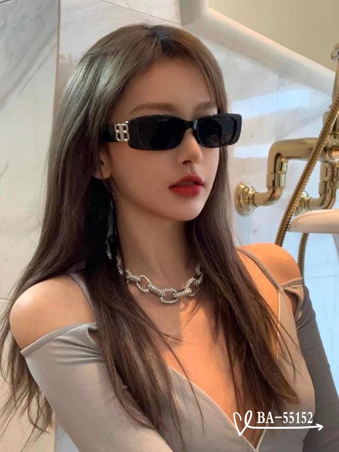   👓.【巴黎世家-Balenciaga】
         🕶.【宝丽来树脂镜片】
         