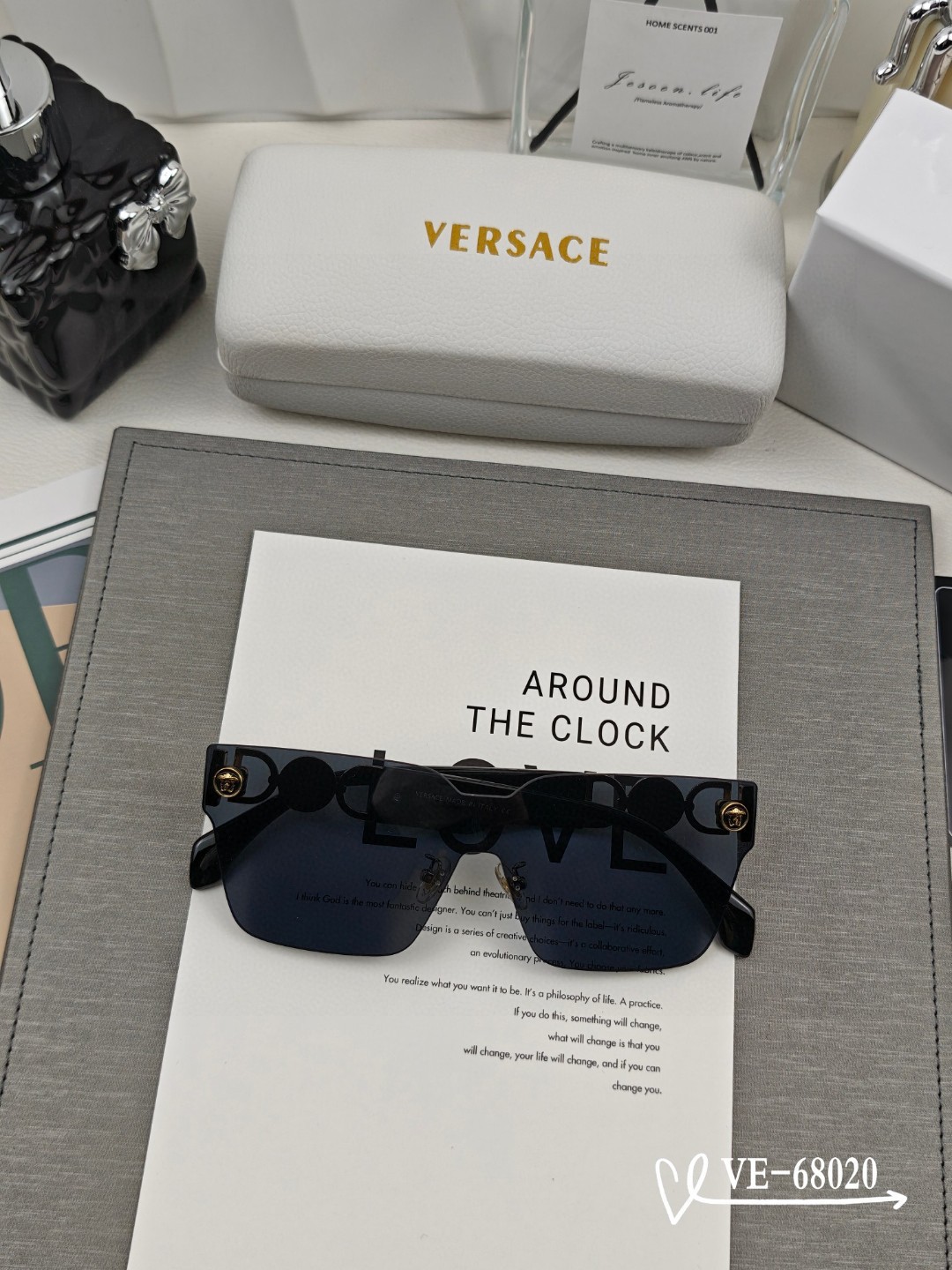    👓.【Versace-范思哲】
         🕶️.【宝丽来树脂偏光镜片】
         