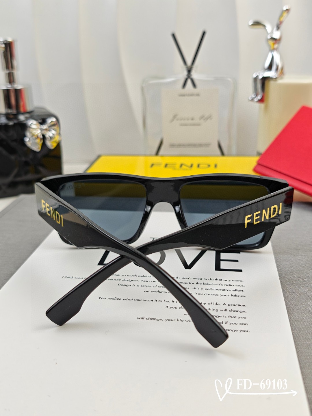   👓.【意大利芬迪-FENDI】
         🕶.【宝丽来树脂偏光镜片】
         ⭐️