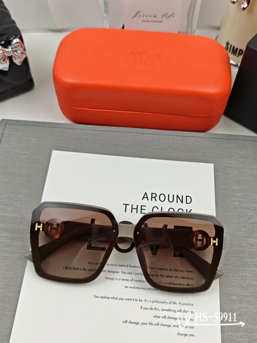    👓.【爱马仕-HERMES】
         🕶.【宝丽来树脂偏光镜片】
         ⭐️