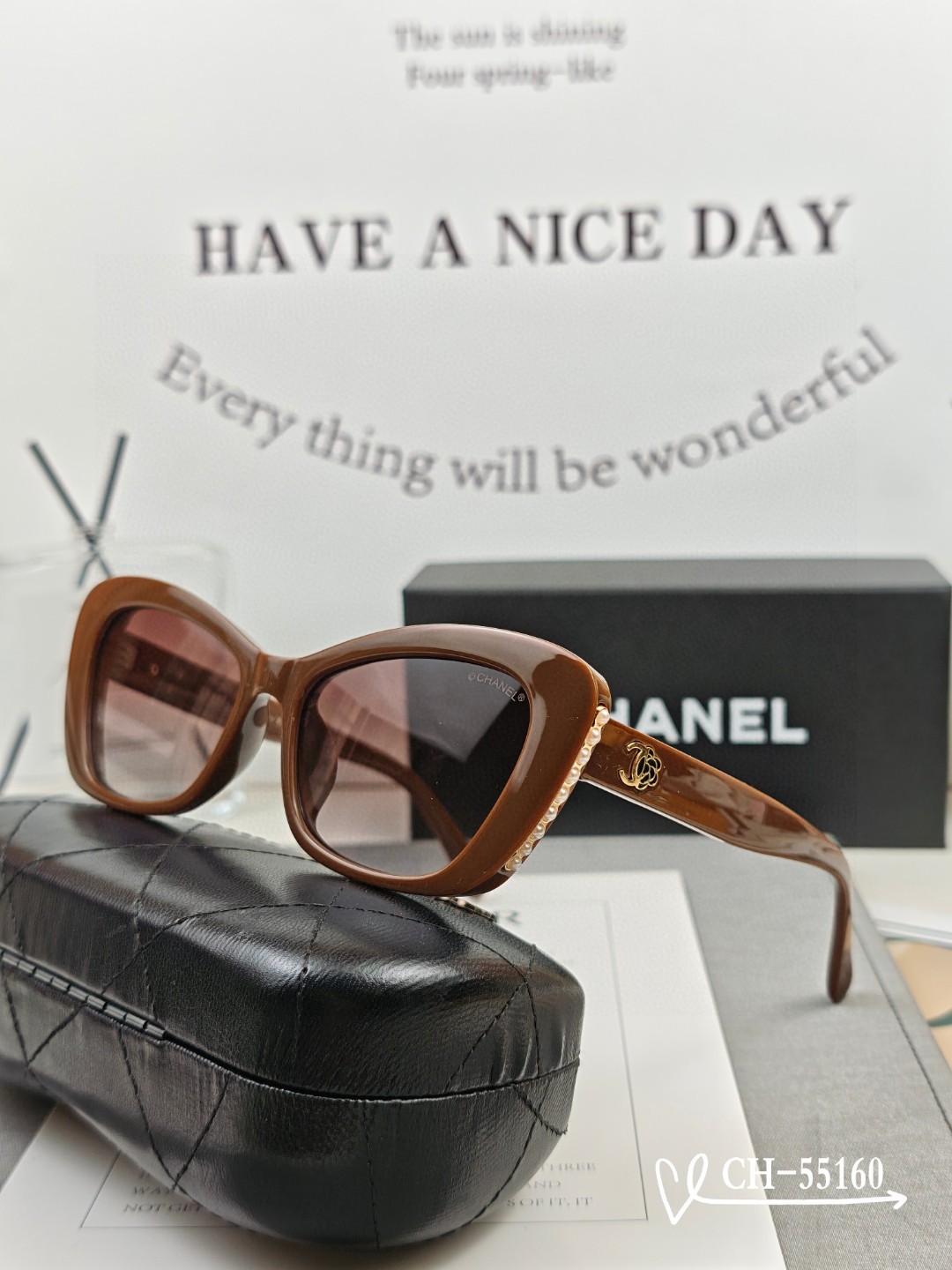   👓.【法国香奈儿-CHANEL】
         🕶.【宝丽来树脂高清镜片】
         ⭐