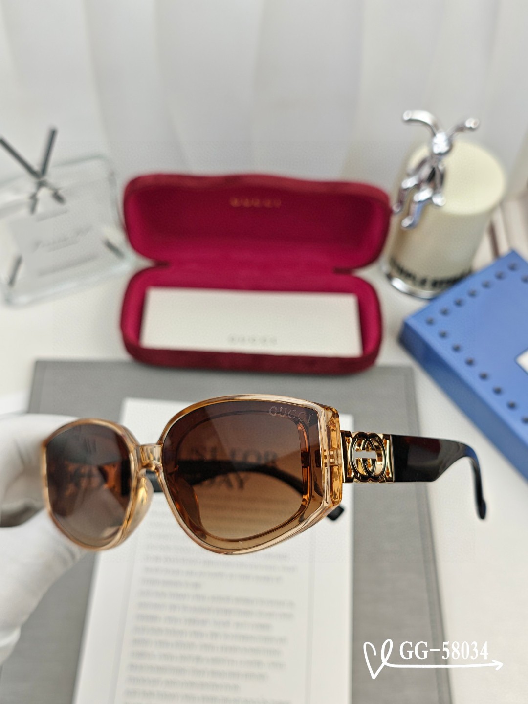   👓.【意大利古奇-GUCCI】
         🕶.【宝丽来树脂高清镜片】
         ⭐️