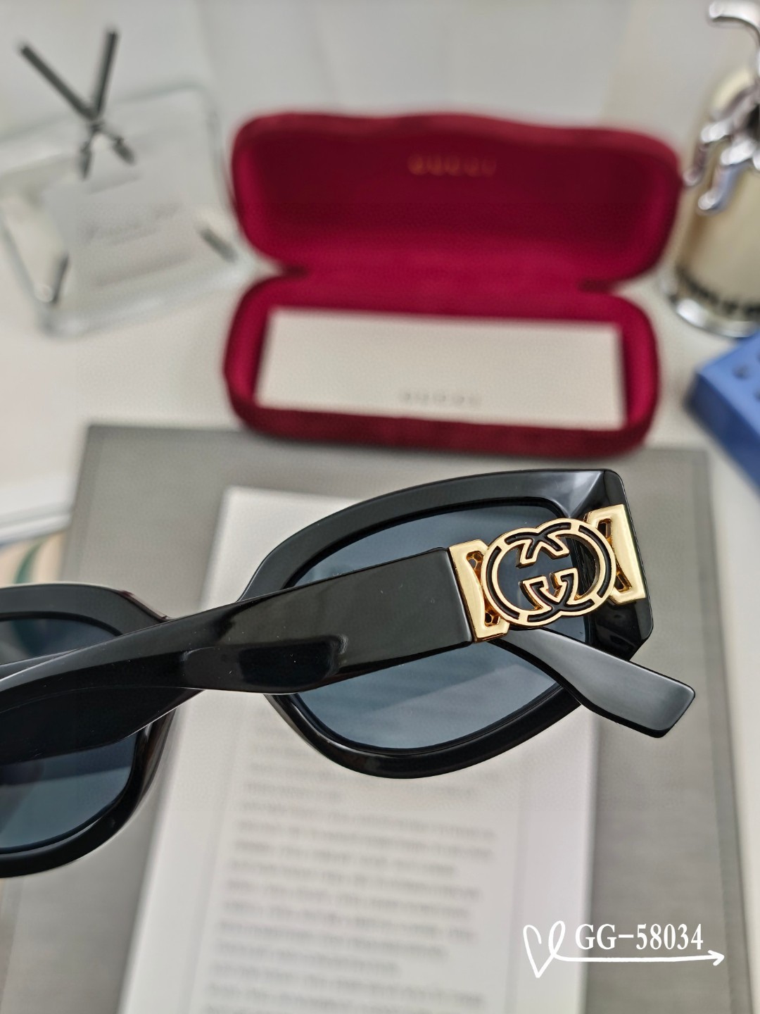   👓.【意大利古奇-GUCCI】
         🕶.【宝丽来树脂高清镜片】
         ⭐️