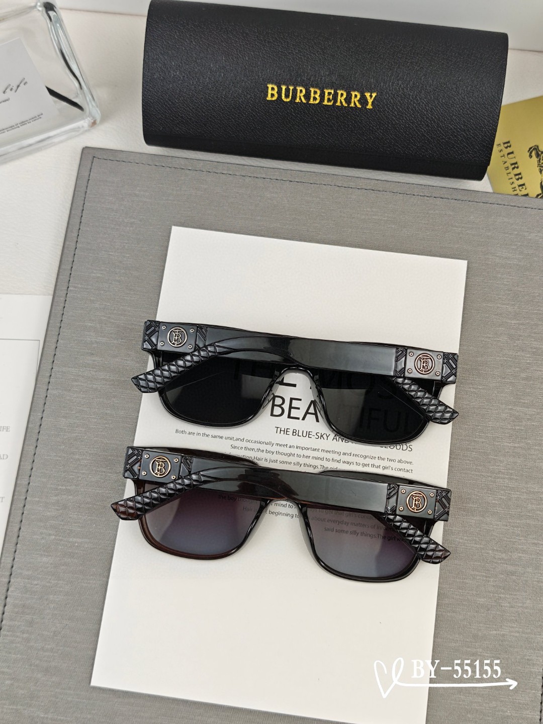   👓.【Burberry-巴宝莉】
         🕶.【宝丽来树脂偏光镜片】
         ⭐
