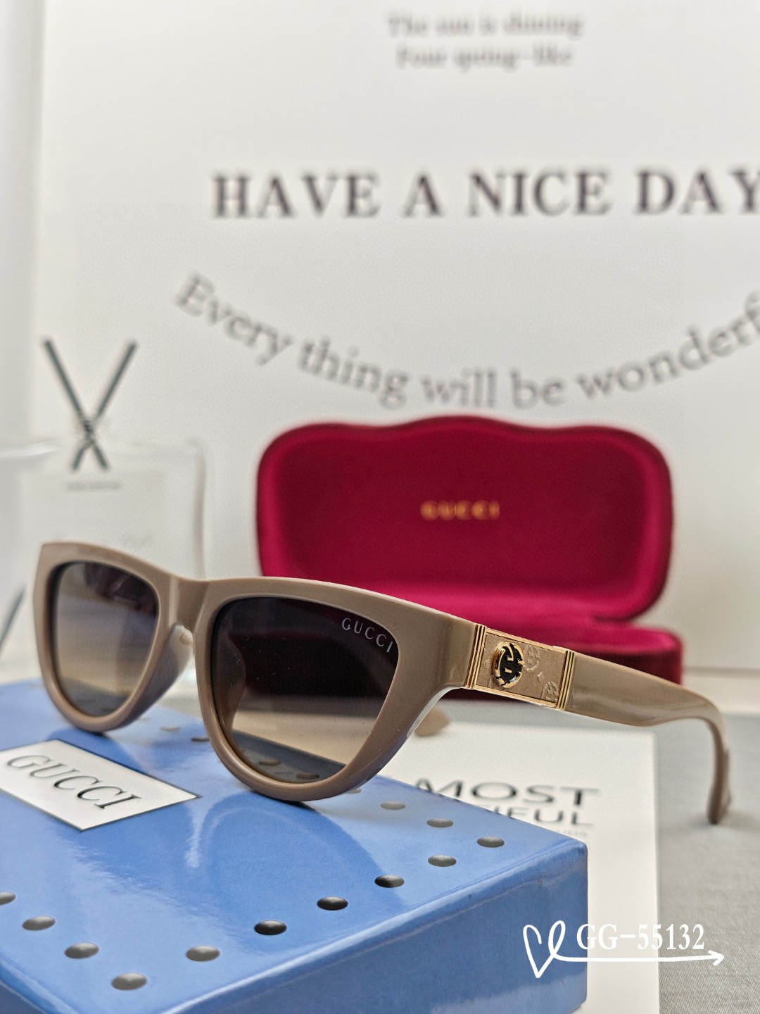   👓.【意大利古奇-GUCCI】
         🕶.【宝丽来树脂高清镜片】
         ⭐️