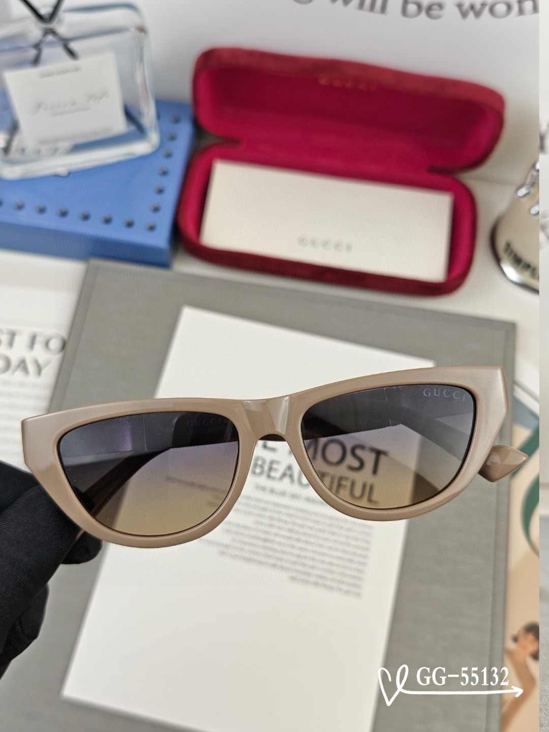   👓.【意大利古奇-GUCCI】
         🕶.【宝丽来树脂高清镜片】
         ⭐️