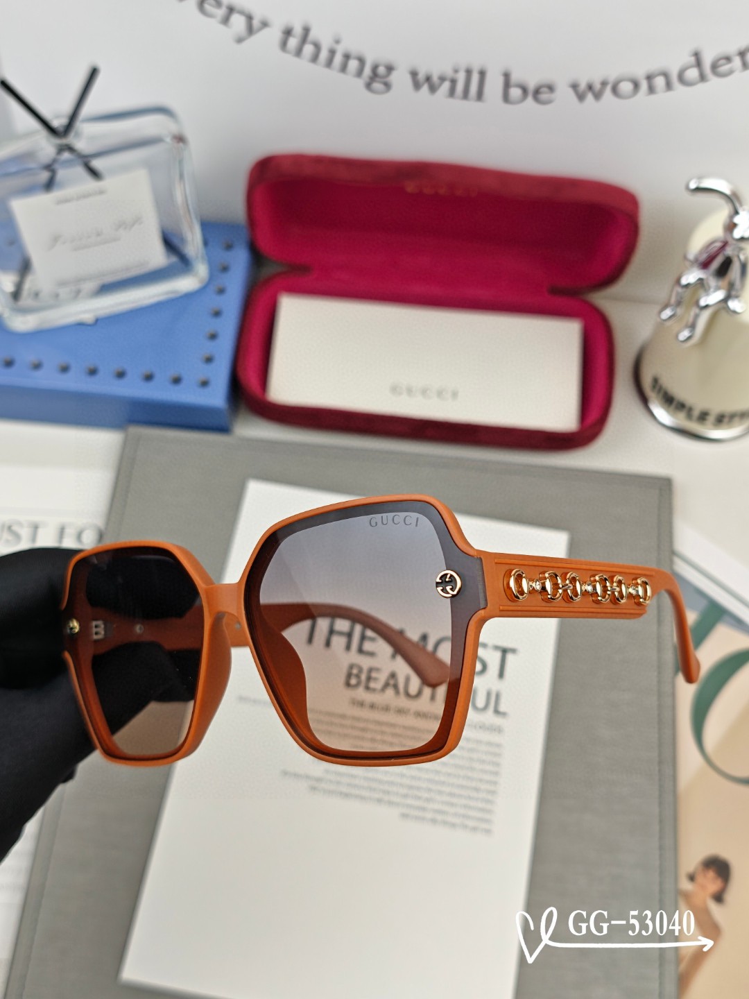   👓.【意大利古奇-GUCCI】
         🕶.【宝丽来树脂高清镜片】
         ⭐️